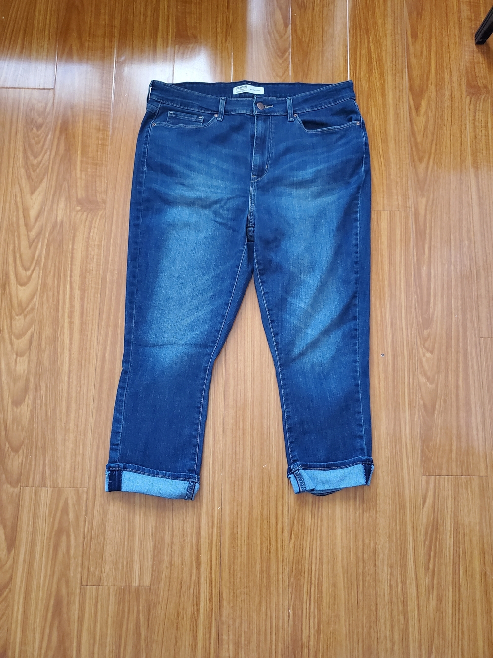 Levis Dark Blue Cuffed Mid-Rise Women's Jeans
